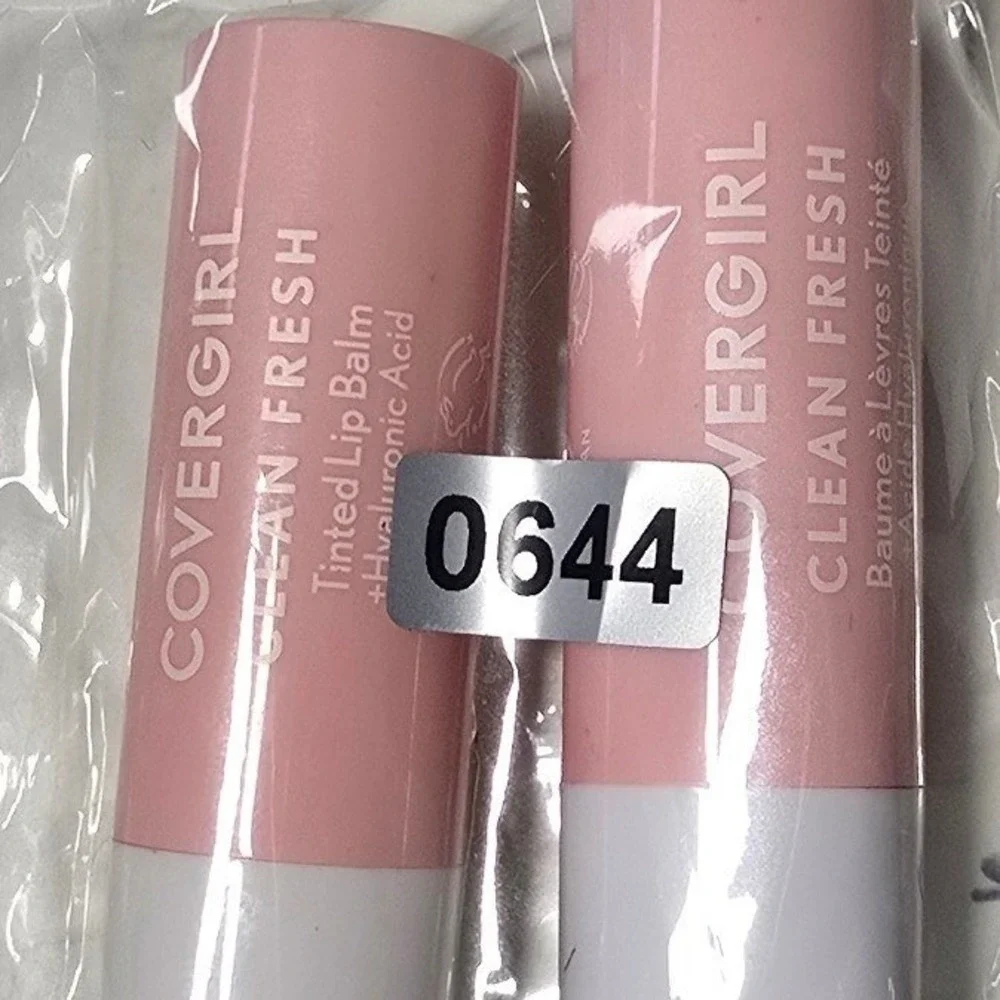 Covergirl Clean Fresh Tinted Lip Balm Hyaluronic Acid 2 Pack Life‎ is Pink Vegan